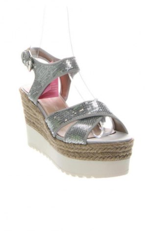 Sandále You Young Coveri, Veľkosť 38, Farba Strieborná, Cena  28,95 €