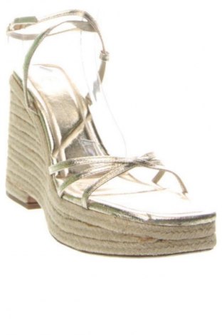 Sandalen Zara, Größe 38, Farbe Golden, Preis 14,99 €