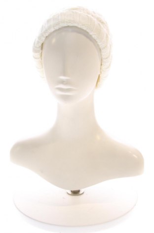 Čiapka  C&A, Farba Biela, Cena  10,95 €