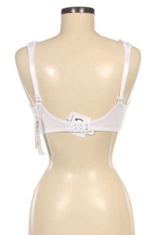 Melltartó Triumph, Méret M, Szín Fehér, Ár 23 839 Ft