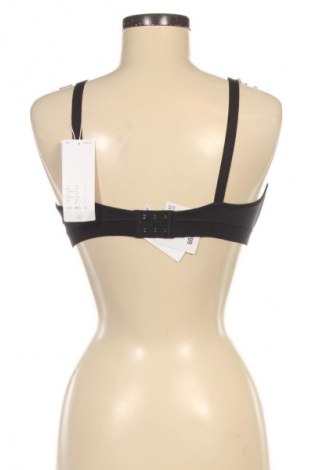 Podprsenka Triumph, Velikost L, Barva Černá, Cena  1 429,00 Kč