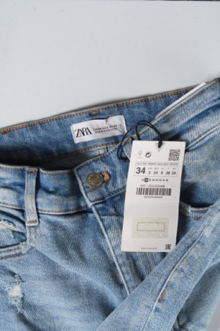 Дамски дънки Zara, Размер XS, Цвят Син, 95% памук, 5% еластан, Цена 44,25 лв.