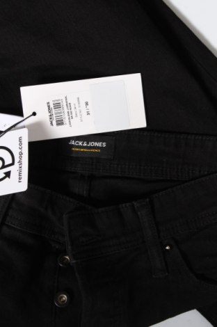 Męskie jeansy Jack & Jones, Rozmiar S, Kolor Czarny, 99% bawełna, 1% elastyna, Cena 157,50 zł