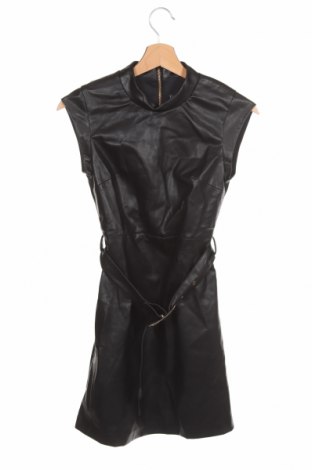 Кожена рокля Zara Trafaluc, Размер XS, Цвят Черен, Еко кожа, Цена 51,75 лв.