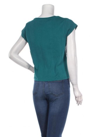 Γυναικείο t-shirt One More Story, Μέγεθος S, Χρώμα Πράσινο, Βαμβάκι, Τιμή 15,20 €