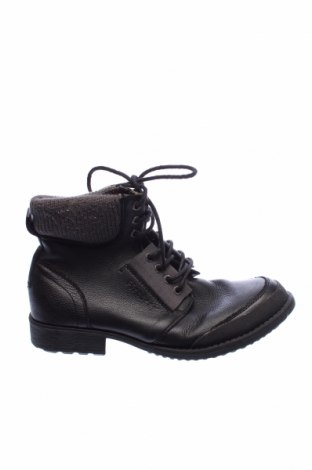 Dámské boty  Firetrap, Velikost 41, Barva Černá, Pravá kůže, Cena  957,00 Kč