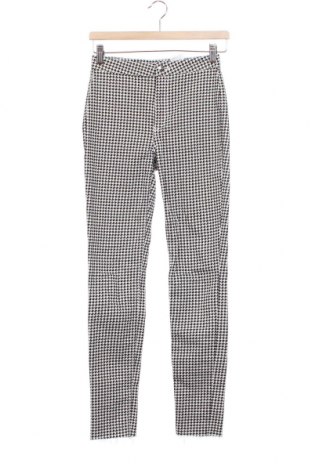 Дамски панталон H&M Divided, Размер XS, Цвят Многоцветен, 98% памук, 2% еластан, Цена 41,00 лв.