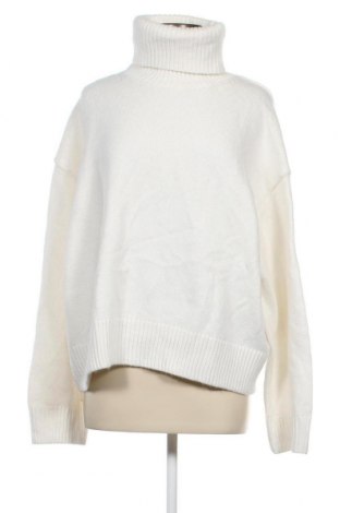 Дамски пуловер, Размер M, Цвят Бял, 64% полиестер, 30% акрил, 6% вълна, Цена 46,00 лв.