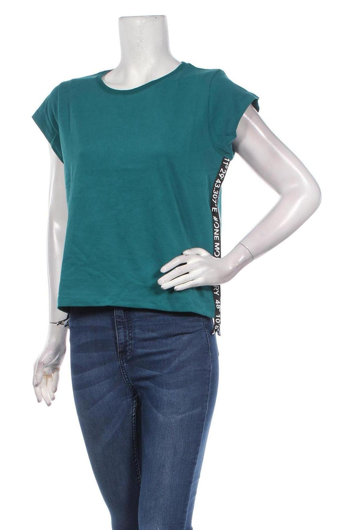 Γυναικείο t-shirt One More Story, Μέγεθος M, Χρώμα Πράσινο, Βαμβάκι, Τιμή 15,20 €