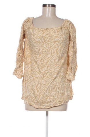 Дамска блуза Bershka, Размер M, Цвят Бежов, Цена 3,61 лв.