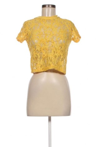 Damen Shirt Bershka, Größe XS, Farbe Gelb, Preis 2,14 €