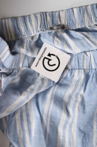 Γυναικεία μπλούζα Charlotte Russe, Μέγεθος XL, Χρώμα Πολύχρωμο, Τιμή 3,31 €