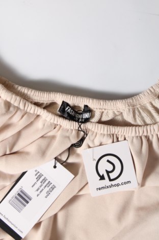 Дамска блуза Fashion Union, Размер M, Цвят Бежов, Цена 5,76 лв.