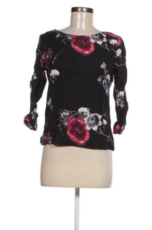 Γυναικεία μπλούζα In Wear, Μέγεθος S, Χρώμα Μαύρο, Τιμή 2,31 €