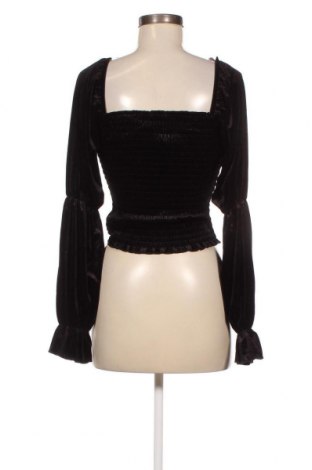 Γυναικεία μπλούζα Monki, Μέγεθος S, Χρώμα Μαύρο, Τιμή 3,75 €