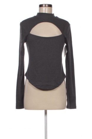 Damen Shirt Nly Trend, Größe L, Farbe Grau, Preis € 3,36