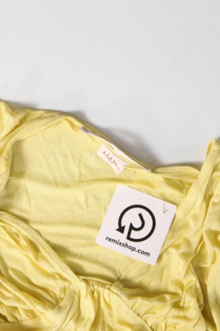 Дамска блуза Nolita, Размер S, Цвят Жълт, Цена 15,30 лв.