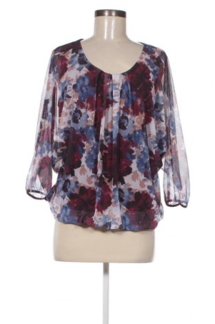 Γυναικεία μπλούζα Piazza Italia, Μέγεθος M, Χρώμα Πολύχρωμο, Τιμή 2,35 €