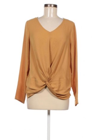 Γυναικεία μπλούζα Saint Tropez, Μέγεθος S, Χρώμα  Μπέζ, Τιμή 1,93 €