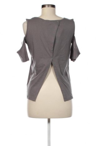 Дамска блуза Trueprodigy, Размер XS, Цвят Сив, Цена 33,00 лв.