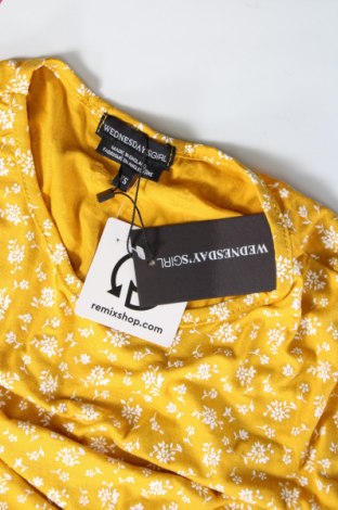 Дамска блуза Wednesday's Girl, Размер XS, Цвят Жълт, Цена 7,92 лв.