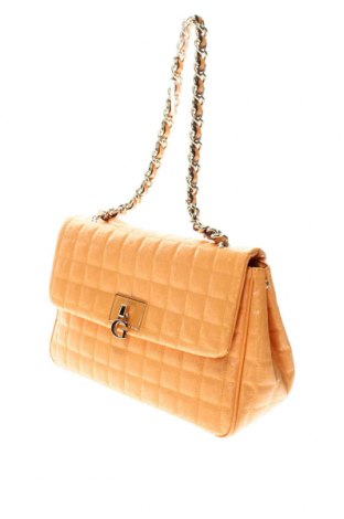 Дамска чанта Guess, Цвят Жълт, Цена 232,00 лв.
