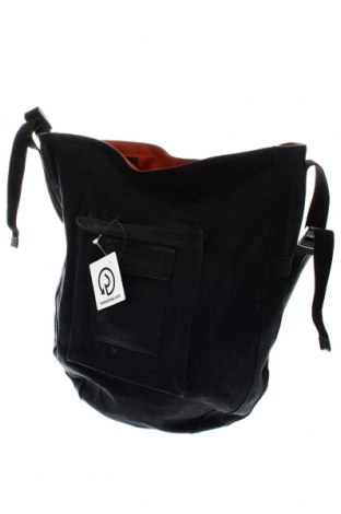 Damska torebka Mandarina Duck, Kolor Czarny, Cena 245,65 zł