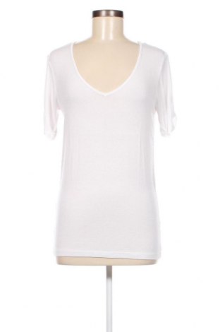 Damen T-Shirt ASOS, Größe XS, Farbe Weiß, Preis € 22,96