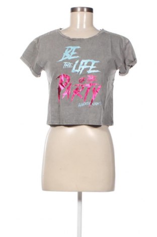 Γυναικείο t-shirt Trueprodigy, Μέγεθος M, Χρώμα Γκρί, Τιμή 5,96 €