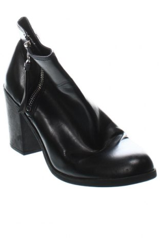 Botine de damă H&M Divided, Mărime 38, Culoare Negru, Preț 25,26 Lei