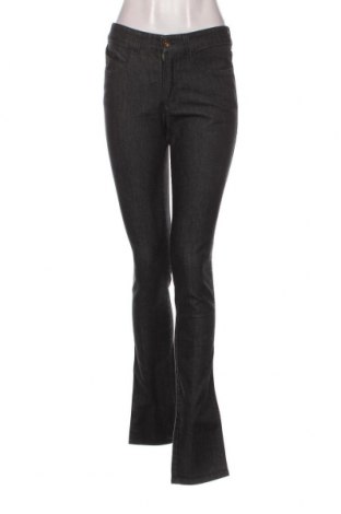 Дамски дънки Armani Jeans, Размер M, Цвят Сив, Цена 78,40 лв.