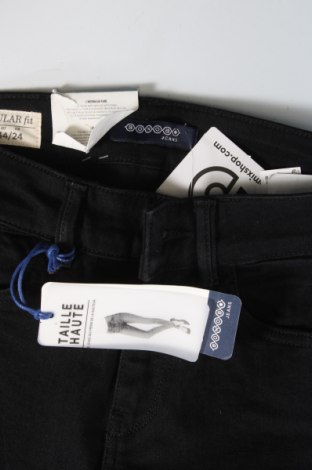 Dámske džínsy  Bonobo, Veľkosť XS, Farba Čierna, Cena  6,28 €