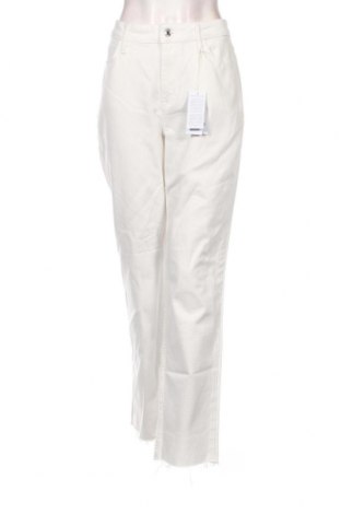 Γυναικείο Τζίν Guess, Μέγεθος XL, Χρώμα Λευκό, Τιμή 77,32 €