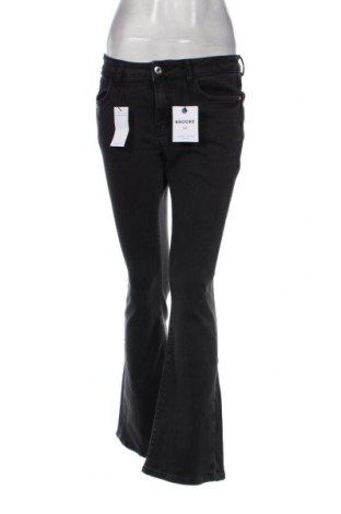 Γυναικείο Τζίν New Look, Μέγεθος M, Χρώμα Μαύρο, Τιμή 23,71 €