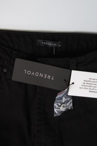 Dámské džíny  Trendyol, Velikost XS, Barva Černá, Cena  151,00 Kč