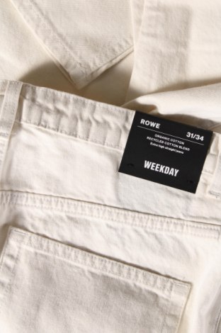 Damskie jeansy Weekday, Rozmiar XL, Kolor Biały, Cena 59,99 zł