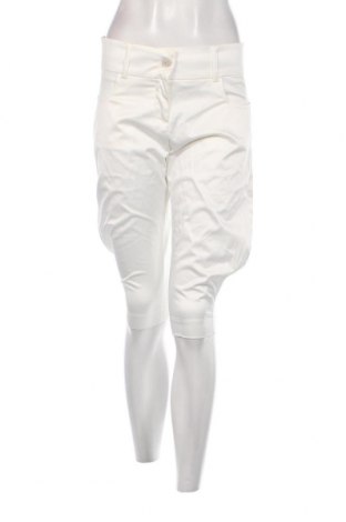 Дамски къс панталон, Размер M, Цвят Бял, Цена 11,16 лв.