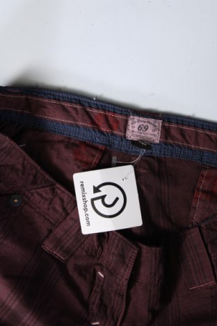 Дамски къс панталон, Размер L, Цвят Червен, Цена 18,29 лв.