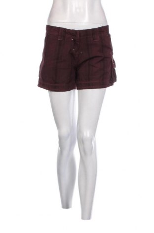 Γυναικείο κοντό παντελόνι, Μέγεθος L, Χρώμα Κόκκινο, Τιμή 9,75 €