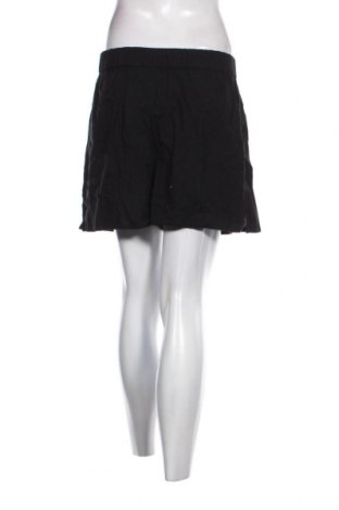 Γυναικείο κοντό παντελόνι ASOS, Μέγεθος S, Χρώμα Μαύρο, Τιμή 37,11 €