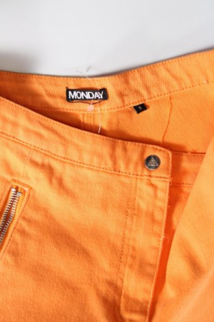 Γυναικείο κοντό παντελόνι Cheap Monday, Μέγεθος S, Χρώμα Πορτοκαλί, Τιμή 6,31 €