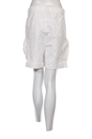 Γυναικείο κοντό παντελόνι Cheap Monday, Μέγεθος S, Χρώμα Λευκό, Τιμή 11,88 €