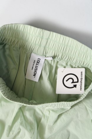 Γυναικείο κοντό παντελόνι Collusion, Μέγεθος S, Χρώμα Πράσινο, Τιμή 6,40 €
