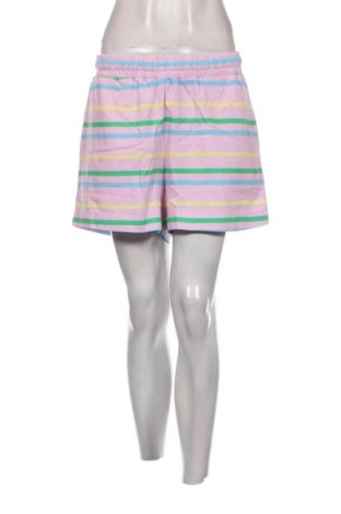 Γυναικείο κοντό παντελόνι Collusion, Μέγεθος M, Χρώμα Πολύχρωμο, Τιμή 7,80 €