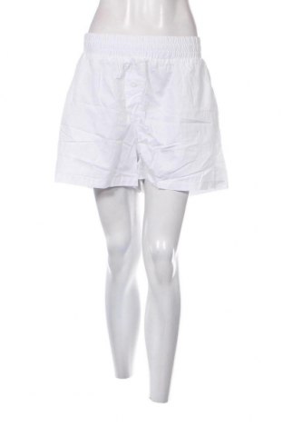 Pantaloni scurți de femei Cotton On, Mărime M, Culoare Alb, Preț 33,65 Lei