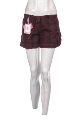 Pantaloni scurți de femei DPM69, Mărime XL, Culoare Multicolor, Preț 46,91 Lei