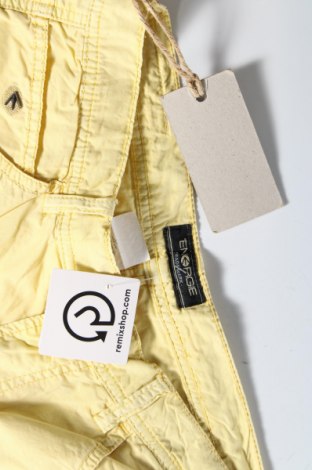 Дамски къс панталон ENERGIE, Размер L, Цвят Жълт, Цена 23,46 лв.