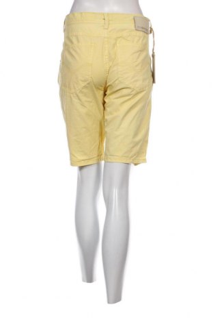 Pantaloni scurți de femei ENERGIE, Mărime L, Culoare Galben, Preț 60,40 Lei