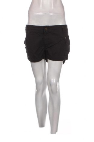 Γυναικείο κοντό παντελόνι Mambo, Μέγεθος M, Χρώμα Μαύρο, Τιμή 7,99 €