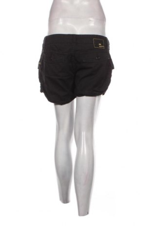 Γυναικείο κοντό παντελόνι Mambo, Μέγεθος M, Χρώμα Μαύρο, Τιμή 13,58 €